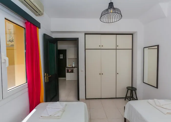 Sandy And Ξενοδοχείο με διαμερίσματα 4*