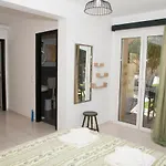 Sandy And شقة فندقية 4*