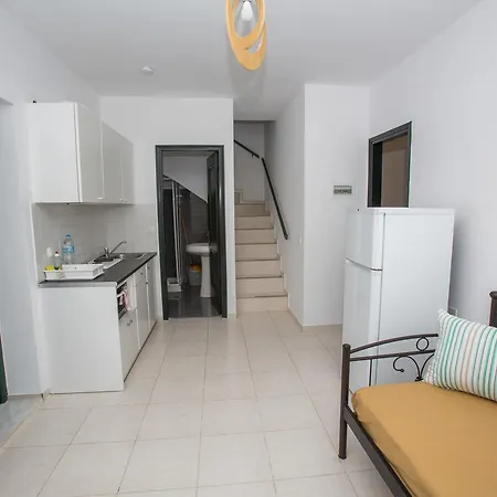 Aparthotel Sandy And 4*