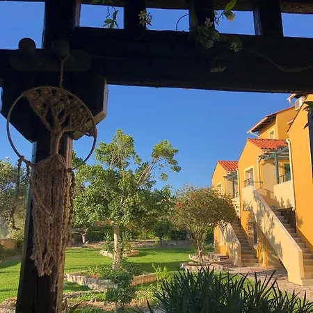 Sandy And Aparthotel Svoronata