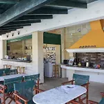 Aparthotel Sandy And 4*