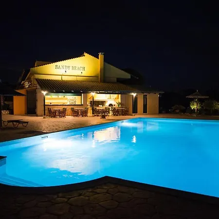 沙滩别墅和公寓酒店 4*