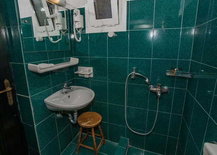 Sandy And Aparthotel Svoronata