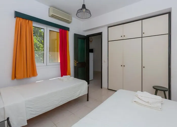 Aparthotel Sandy And 4*