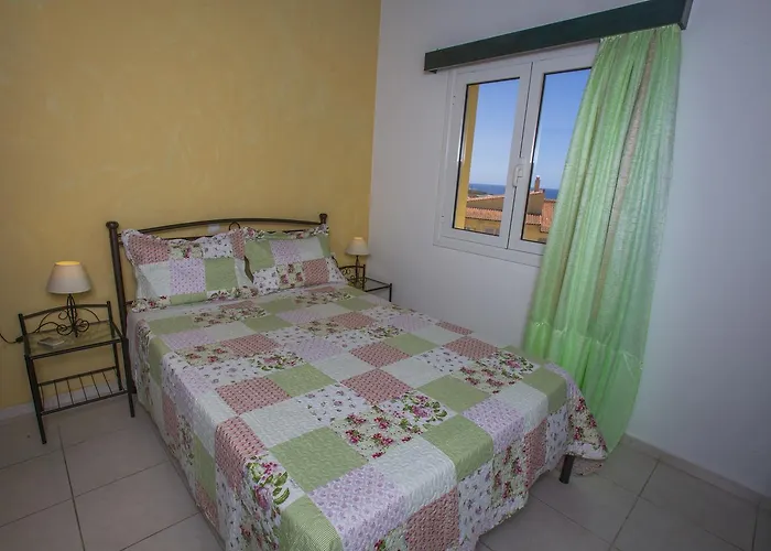 Aparthotel Sandy And Svoronata