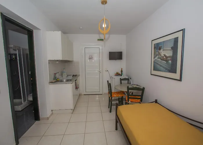 Sandy And Aparthotel 4*