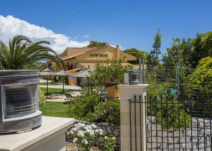 Aparthotel Sandy And Svoronata